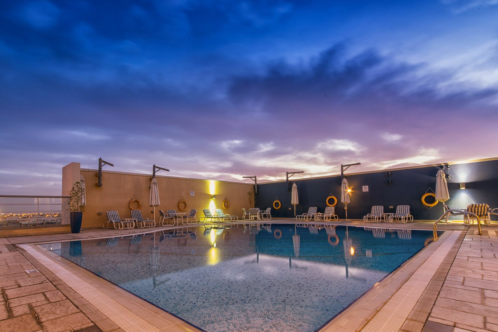 דובאי Nojoum Hotel Apartments Llc מראה חיצוני תמונה